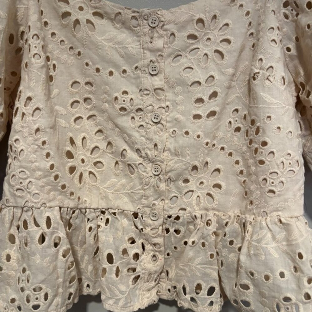 A Calin Cream Eyelet Crop Top Womens Size M Peasant Peplum Y2k Coquette Milkmaid - Picture 9 of 11